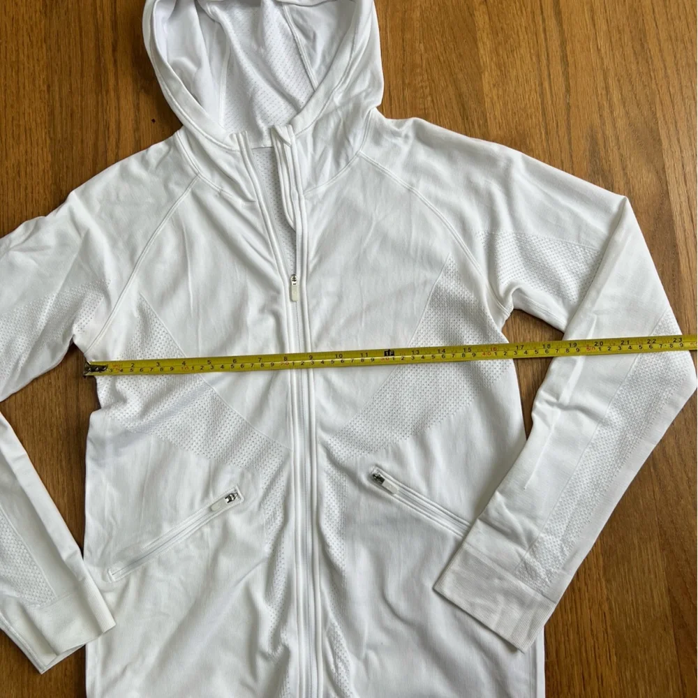 Lululemon Ventilate Jacket White Sz 10